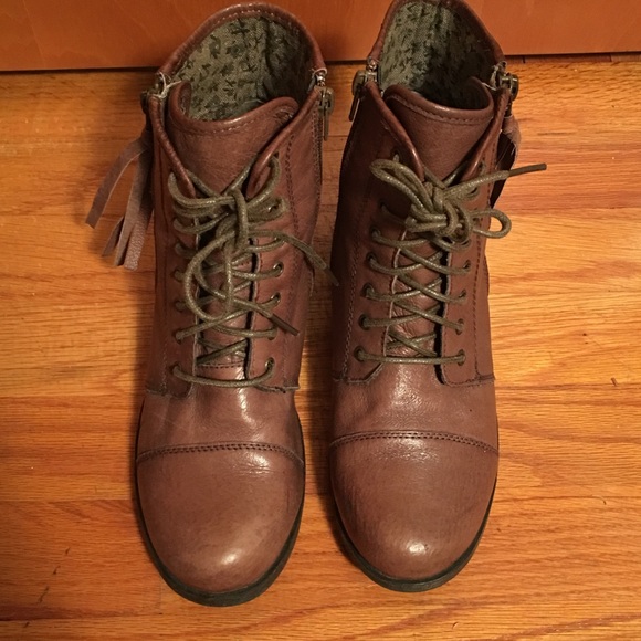 Steve Madden combat boots - Picture 2 of 7